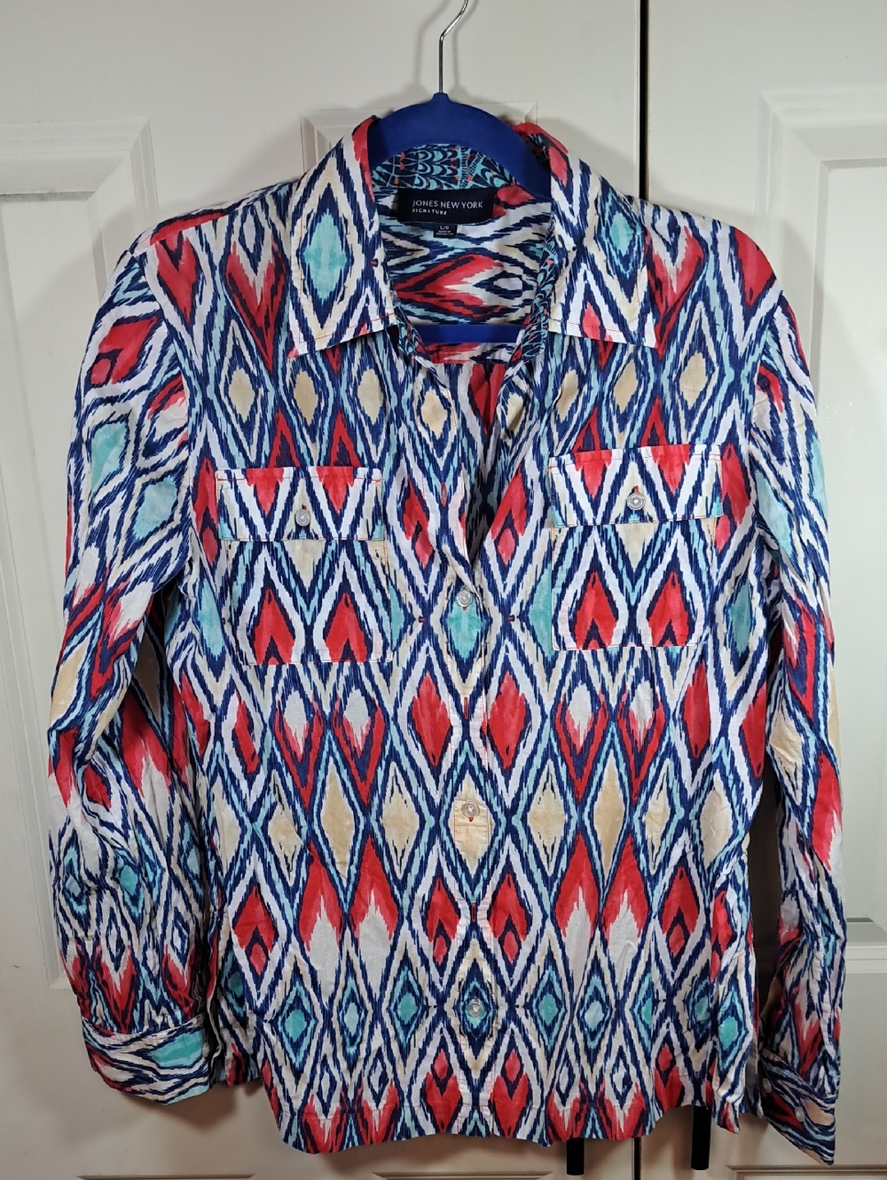 Jones New York Red Blue Cream Ikat-Print Button-Front Shirt